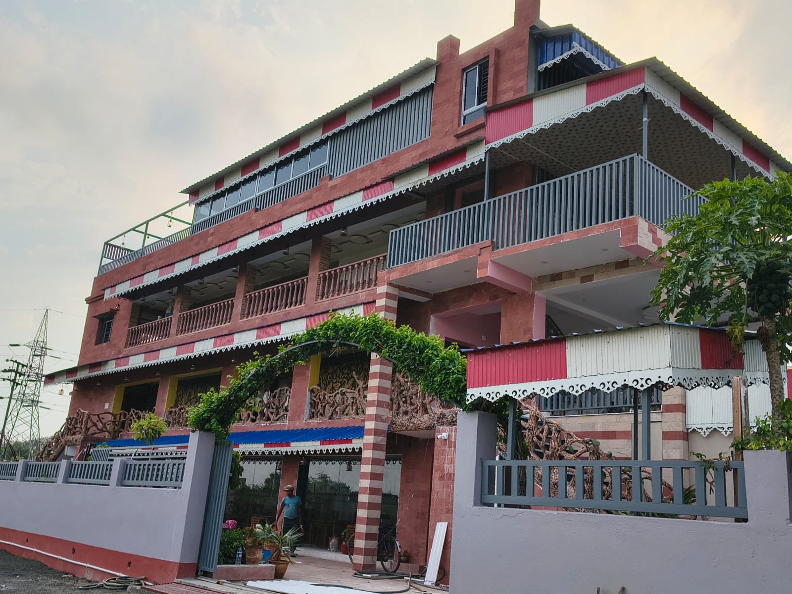 Hotel Sonuraj